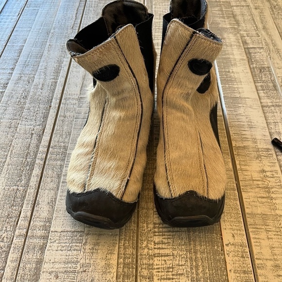 TECNICA Women’s Italian White Calf fur Ankle boot size 7 Winter Boot Waterproof - Picture 2 of 14